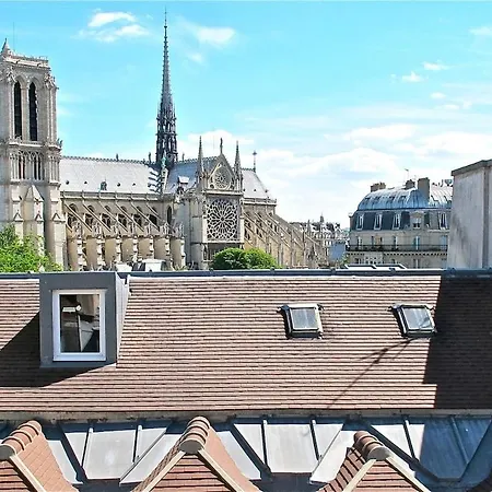 A Balcony On Notre Dame